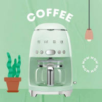 Кофеварка капельная Smeg DCF02PGEU, зелёный
