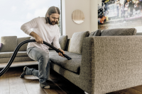 Пылесос профессиональный Karcher WD 2 Plus V-12/6/18/C (1.628-015.0) желтый/черный