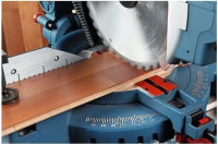 Торцовочная пила BOSCH GTM 12 JL 0601B15001, с пылесборником, плавный пуск